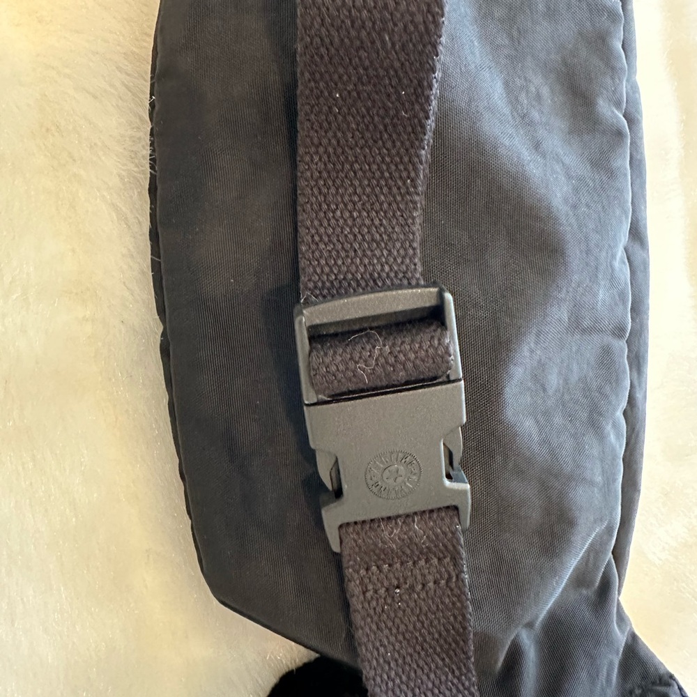 Kipling Black Waist Bag with Logo Patch and Monkey Keychain - Picture 8 of 9